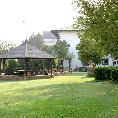 Monumento Pazo Do Castro ホテル オ・バルコ・デ・バルデオーラス