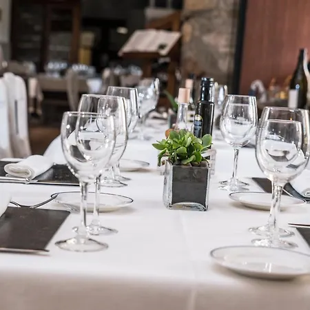 Monumento Pazo Do Castro ホテル オ・バルコ・デ・バルデオーラス