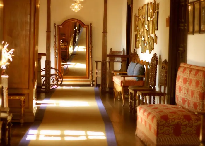 帕佐多卡斯特罗古迹酒店 4*