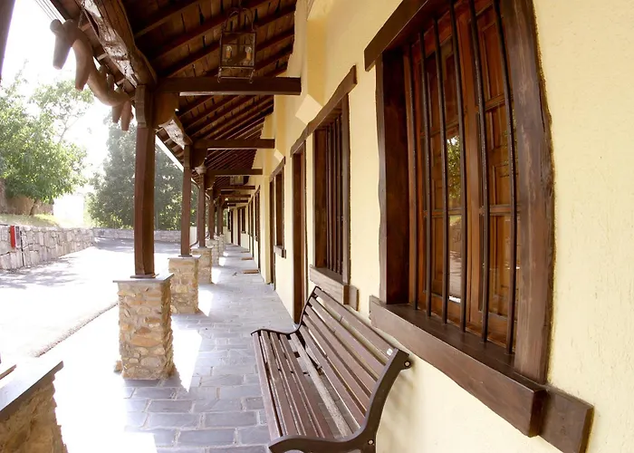 Monumento Pazo Do Castro O Barco de Valdeorras