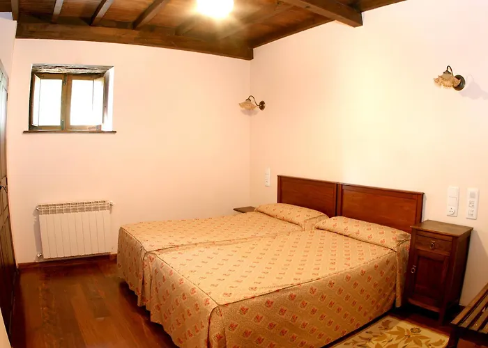 Monumento Pazo Do Castro Otel O Barco de Valdeorras