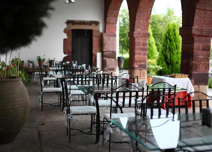 Monumento Pazo Do Castro